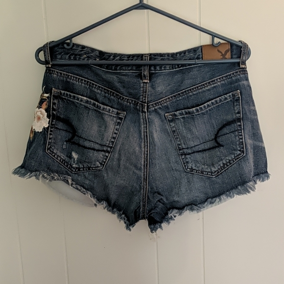 🫐2 for $40 Vintage High Rise Festival Shorts - Picture 2 of 3
